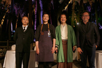 今回のイベントの企画に携わった皆さん。左からワンストーリーの大類知樹さん、川手寛康シェフ、ホストの中村孝則さん、レクサスインターナショナルの沖野和雄さん。