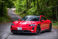 ポルシェのピュアEV「タイカンGTS」は、タイカンのラインナップにおいて「4S」と「ターボ」の間に位置するグレード。2021年11月に日本導入が発表された。