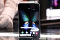 サムスン・ギャラクシー フォールド5G