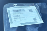 「MG ZS」に貼られた船積み用の“かんばん”を見る。中国河南省の物流ハブである鄭州で出荷され、コスコ社の輸送船サジタリウスで海上輸送された後、イタリア・リグリア州の港湾都市ヴァード・リグレに到着している。