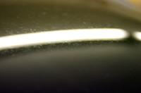 よーくみてください。ほら、ヘンなムラができてるでしょ！　花粉だって花粉！
