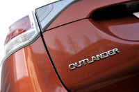 「ミラージュ」とともに、新型「アウトランダー」は三菱自動車のグローバル戦略を支える。ロシア、欧州に続き、2012年10月に日本で発売された。