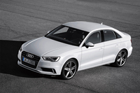 2014年1月に登場した「A3セダン」。
    