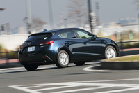 マツダ・アクセラスポーツ15S