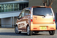 【スペック】ムーヴカスタムRS：全長×全幅×全高＝3395×1475×1620mm／ホイールベース＝2455mm／車重＝850kg／駆動方式＝FF／0.66リッター直3DOHC12バルブターボ（64ps/6400rpm、9.4kgm/4000rpm）／価格＝149万円（テスト車＝153万2000円／ボディカラー＝2万1000円／インテグレートCD・AM/FM付ステレオ＝2万1000円）