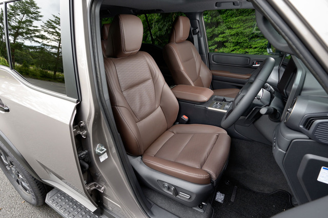 トヨタ・ランドクルーザー“250”ZX（4WD/8AT）【試乗記】 “兄貴”より