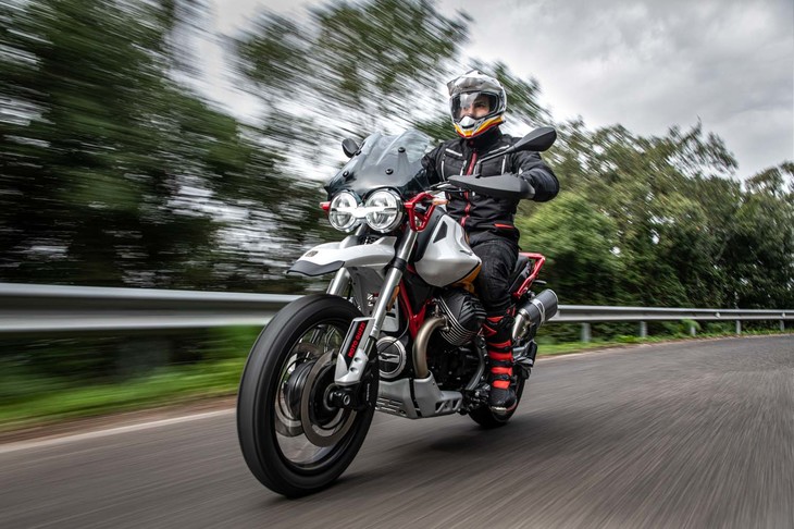 モト・グッツィV85 TT