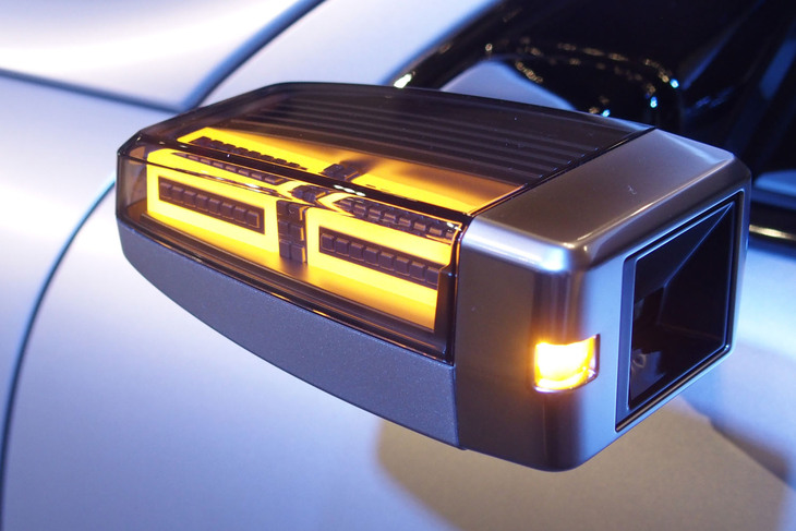 ヒョンデ・アイオニック6（デジタルサイドミラー）