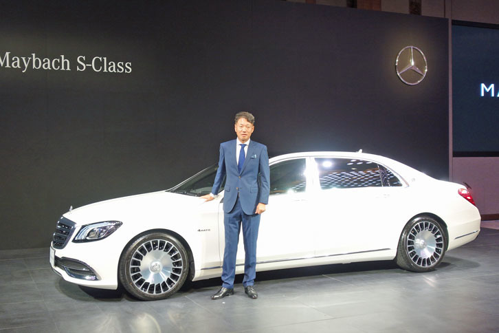 発表会の冒頭でメルセデス・ベンツ日本の上野金太郎社長が登壇し、商品概要を説明した
