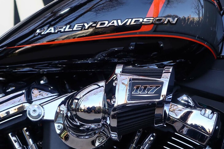 ハーレーダビッドソン・ブレイクアウト（エアクリーナー）