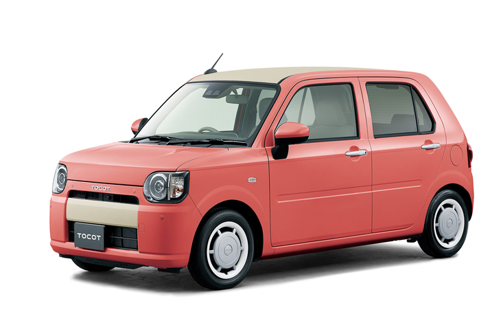 「ミラ トコット」にもツートンカラー仕様はあるのだが、こちらはデザインフィルムによるラッピング。キャンバス地調の質感はユニークだが……。