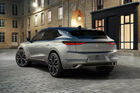 「DS 4」のリアビュー。値上げは、2022年10月に実施された価格改定に続くもの。