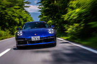 「911ターボ」のサスペンション形式は、前マクファーソンストラット式、後ろマルチリンク式。PASM（ポルシェ・アクティブ・サスペンション・マネージメント）が標準装備される。