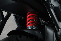 トライアンフが「トライデント660／タイガースポーツ660」の大幅改良モデルを発表の画像