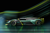 アストンマーティンがハイパーカー「ヴァルキリーAMRプロ」の概要を発表の画像