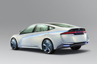 ホンダ、未来型4ドアサルーン「AC-X」を出展の画像