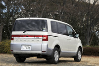 三菱ギャランフォルティス スポーツバック スポーツ／デリカD：5 G-Powerパッケージ【試乗記】の画像