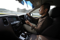 日産スカイラインクロスオーバー370GT プロトタイプ（FR/7AT）【試乗速報】の画像