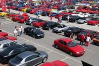 2010年6月26日、ミラノのアルファ100周年祭。英国からの「GT」が「156」に続いて到着。