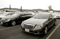 最新モデル試乗では、ハイブリッド車「Sクラス ハイブリッドロング」、1.8リッター直噴ターボを搭載した「E250 CGI ブルーエフィシェンシー」、最新クリーンディーゼルの「E350 ブルーテック」（テスト車）のエコカー3台を試す。高速走行、ワインディングなど約1時間のコース設定だった。