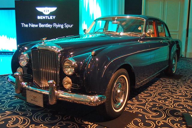 ベントレーS3コンチネンタルフライングスパーbyマリナーパークワード ベントレーS3コンチネンタルフライングスパーbyマリナーパークワード