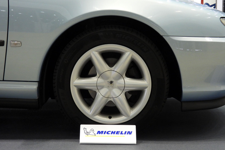 プジョー406クーペ（2004年）／原工房