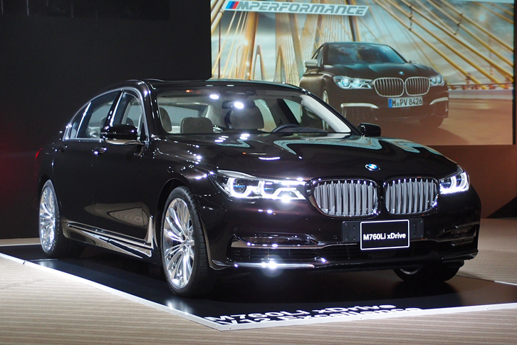 「BMW M760Li xDrive V12 Excellence」