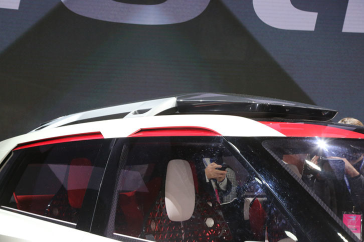 日産クロスモーション（エクステリア）