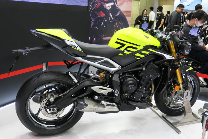 トライアンフ・ストリートトリプル765 Moto2エディション
