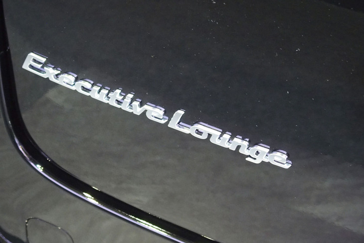 ヴェルファイア