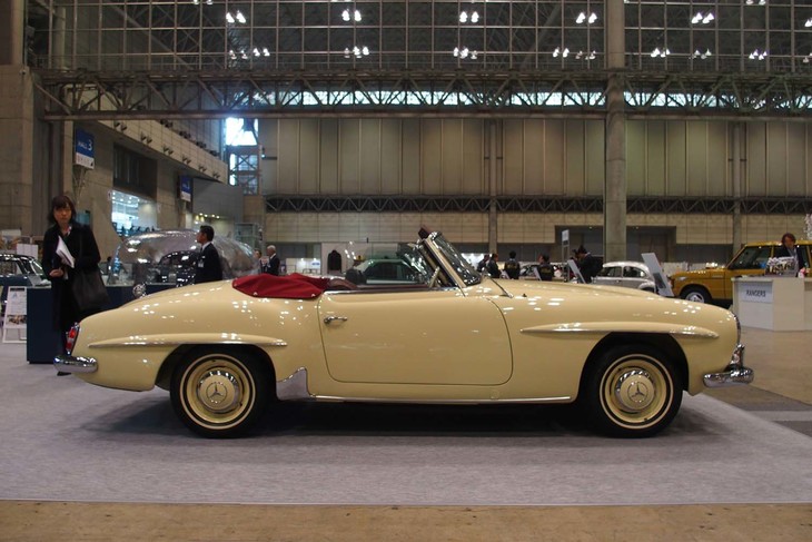メルセデス・ベンツ190SL（1958年）／ヤナセ クラシックカー センター