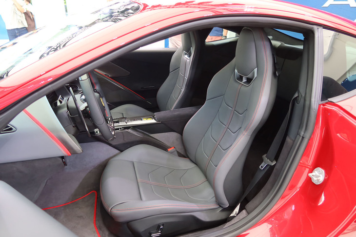 フェラーリ・アマルフィ（フロントシート）