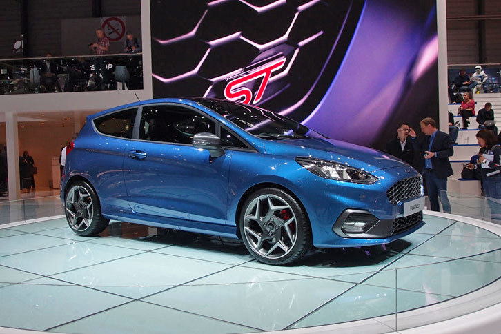 フォード・フィエスタST