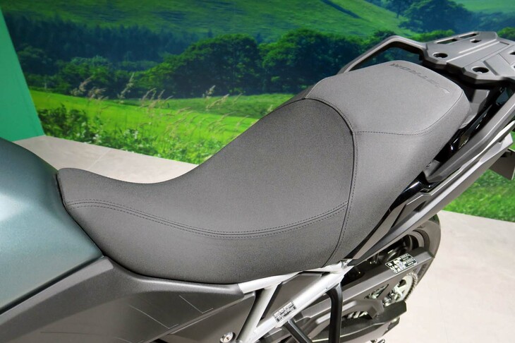 スズキVストローム800