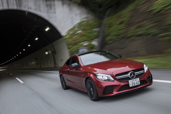 メルセデスAMG C43 4MATICクーペ