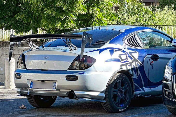 【写真6】「到福」仕様の「ヒョンデ・クーペ」。