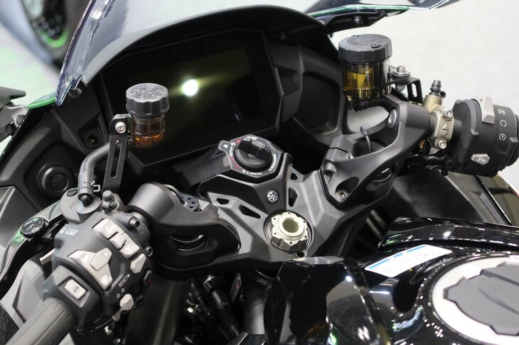 カワサキ・ニンジャH2 SX SE