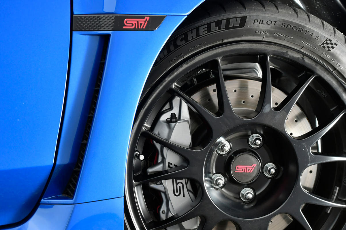 WRX RA-R STI製BBS 鍛造アルミホイール WRX RA-R STI製BBS 鍛造アルミホイール