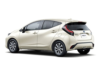 リアクオータービューはこんな感じ。上品さと適度な軽快感を併せ持つ、ナイスなデザインである。