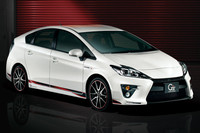 プリウスにスポーツコンバージョン車「G's」登場