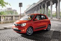 筆者が購入した2020年式「ルノー・トゥインゴS」のエンジンは、排気量997ccの直列3気筒。自動車税の額は2万5000円である。