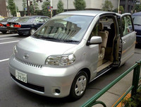 第154回：“ホテルのドアマン的快楽”アリ!?ポルテに乗って結構感激したおハナシ