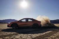 スバルが新型「WRX」を世界初公開　従来モデルから車両構造を全面刷新の画像