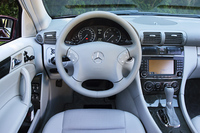 メルセデス・ベンツ C280 4マティック ステーションワゴン アバンギャルド（4WD/5AT）【短評(前編)】の画像