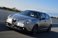 アルファ・ロメオ・ジュリエッタ クアドリフォリオ ヴェルデ ローンチエディション