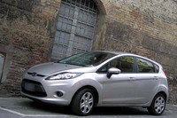 イタリアであっという間に増えた「フォード・フィエスタ」。シエナにて。