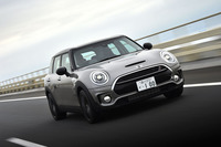 「MINIクーパーSD クラブマン」の駆動方式はFF。4WDは、ガソリン車限定となる。