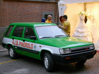 伊ピネローロ市災害救助隊が所有する初代「トヨタ・スプリンターカリブ」の欧州版。「小さな4駆」が重宝か。