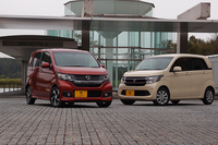 「ホンダNｰWGNカスタム」（左）と「NｰWGN」（右）