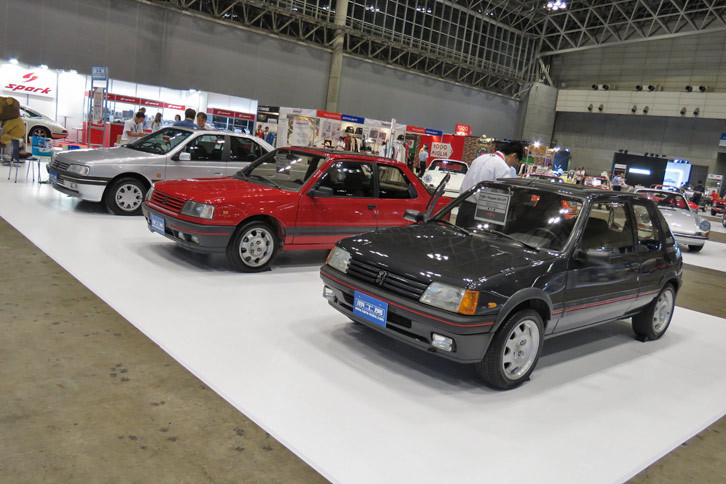 原工房の展示車両。